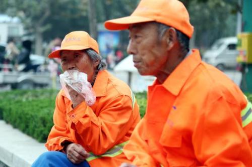 想知道城市垃圾处理的方法吗？久久久精品麻豆一区二区三区生物告诉你